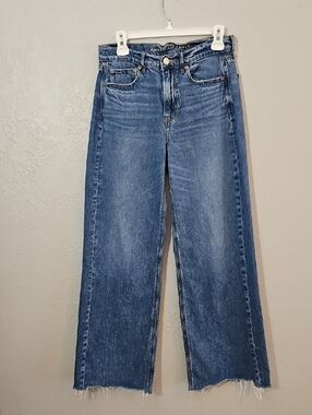 American Eagle Super High Rise Baggy Wide Leg Medium Wash Jeans Womens Size 4